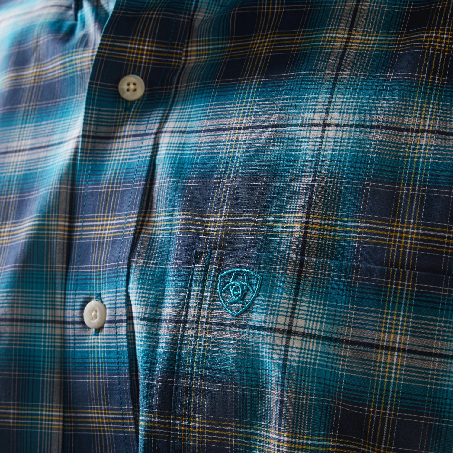 Men's Ariat Kenneth Plaid Button Down Shirt #10043645 4 Men's Ariat Kenneth Plaid Button Down Shirt #10043645 - Image 4